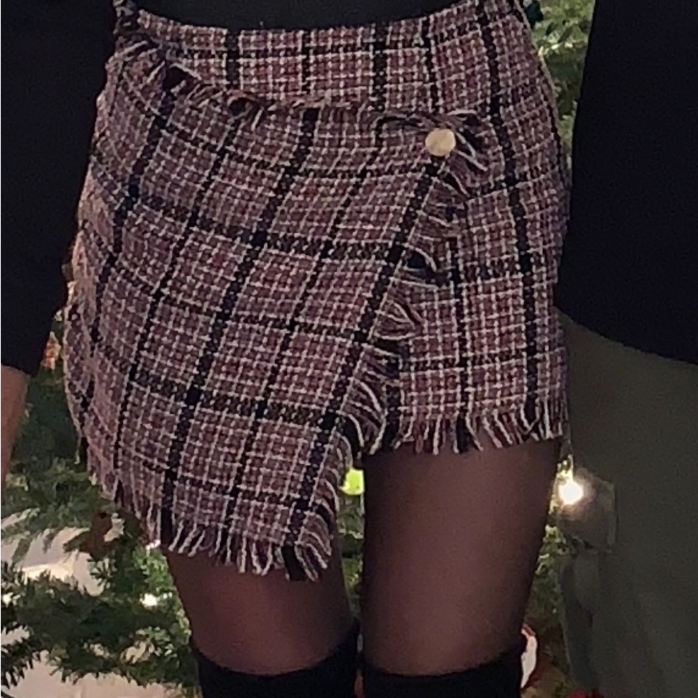 Plaid mini skirt